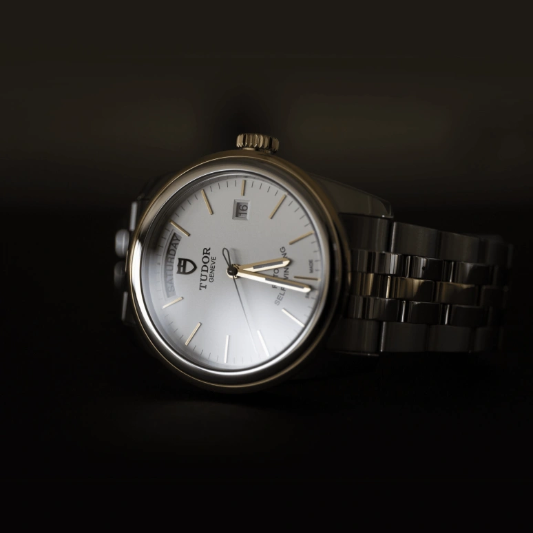 Tudor,Glamour 39mm,39mm,Yellow Gold,Stainless Steel,White,Automatic,Date,Day,56003,56003-0112