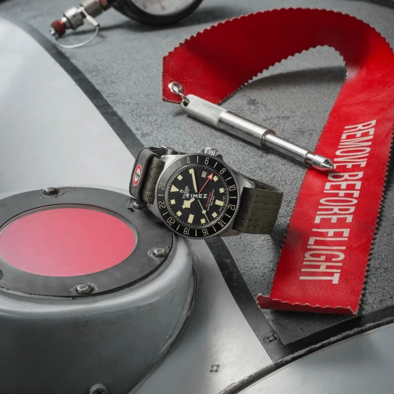 Tudor,Pelagos FXD 42mm,42mm,Titanium,Black,Automatic,Day,Dule Time,2542G247NU,2542G247NU-0002