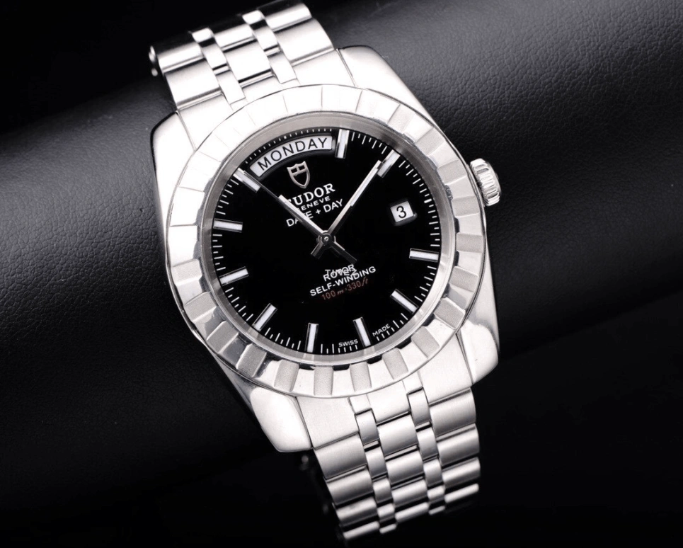 Tudor,Classic 41mm,41mm,Stainless Steel,Black,Automatic,Date,Day,23010,23010-0016
