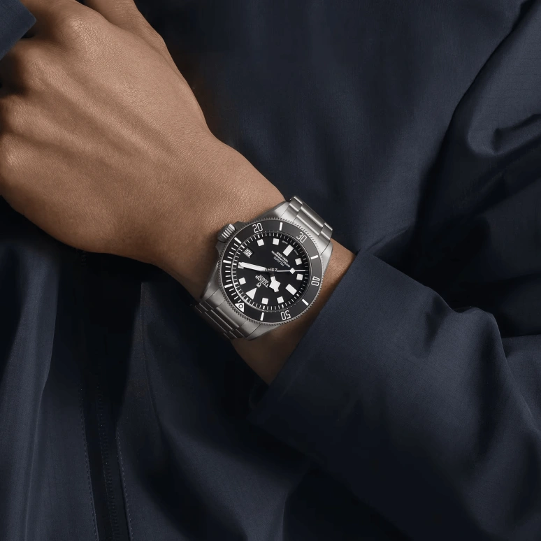 Tudor,Pelagos 43mm,43mm,Titanium,Black,Automatic,Day,65hours,2543C1A7NU,2543C1A7NU-0001
