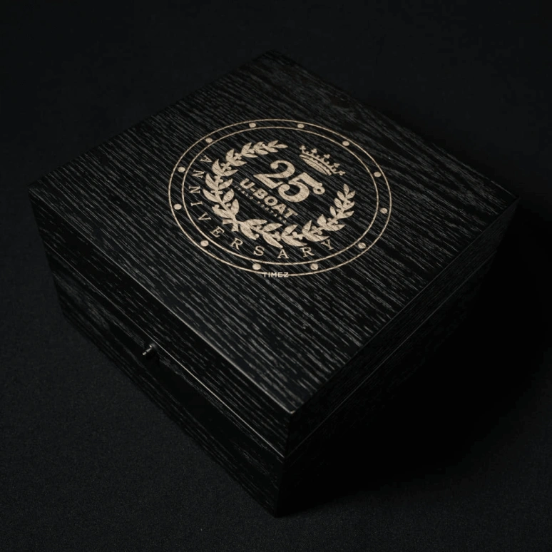 U-Boat,Chimera 46mm,46mm,Stainless Steel,Yellow Gold,Black,Automatic,Day,Sapphire,Crystal Glass,2535