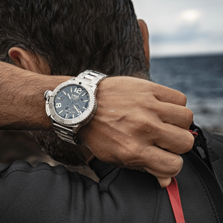 U-Boat,Classico 46mm,46mm,Stainless Steel,Black,Beige,Automatic,Day,Sapphire,Crystal Glass,9007,9007/A/MT