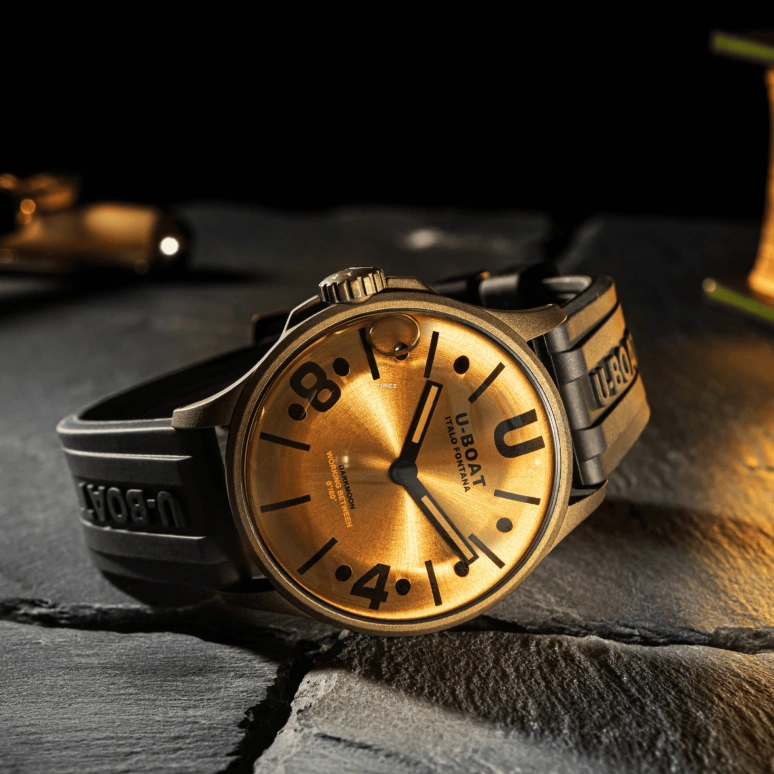 U-Boat,Darkmoon 40mm,40mm,Stainless Steel,Bronze,Orange,Quartz,Sapphire,Crystal Glass,Round,9547