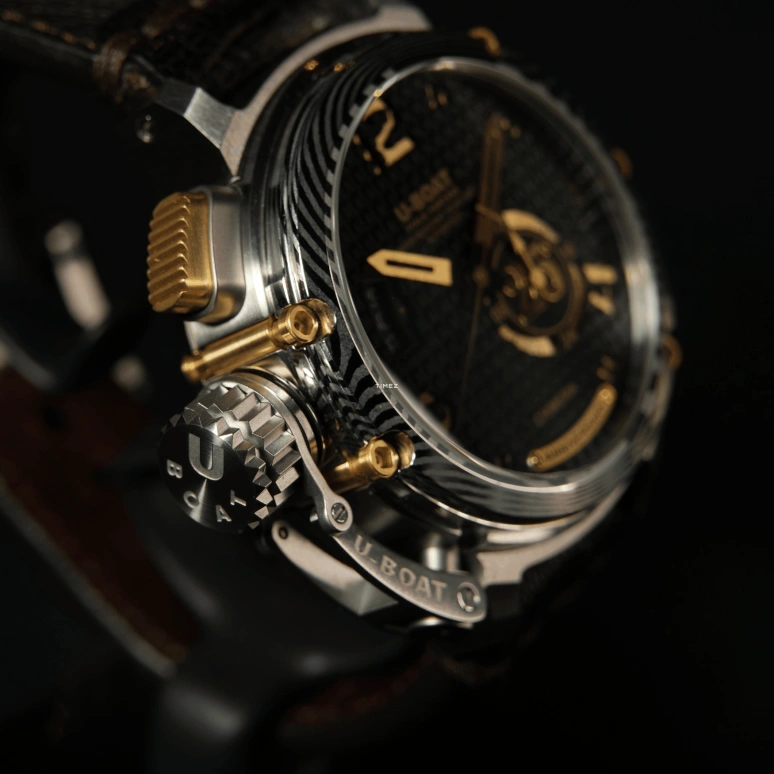 U-Boat,Chimera 46mm,46mm,Stainless Steel,Yellow Gold,Black,Automatic,Day,Sapphire,Crystal Glass,2525
