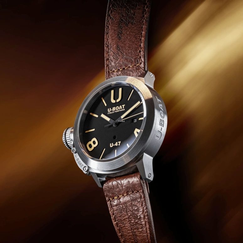 U-Boat,Classico 47mm,47mm,Stainless Steel,Black,Automatic,Day,Sapphire,8105