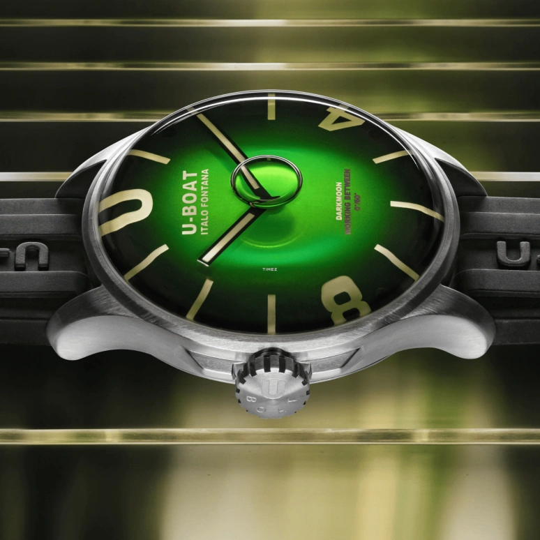 U-Boat,Darkmoon 46.50mm,46.50mm,Stainless Steel,Green,Quartz,Sapphire,Round,8702,8702/E