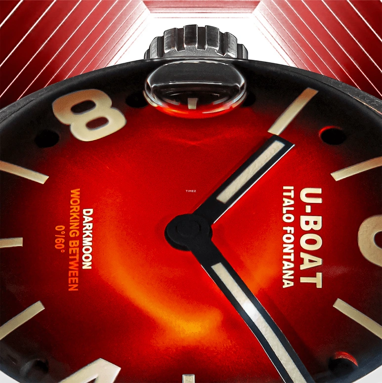 U-Boat,Darkmoon 40mm,40mm,Stainless Steel,Red,Black,Quartz,Sapphire,Round,9500