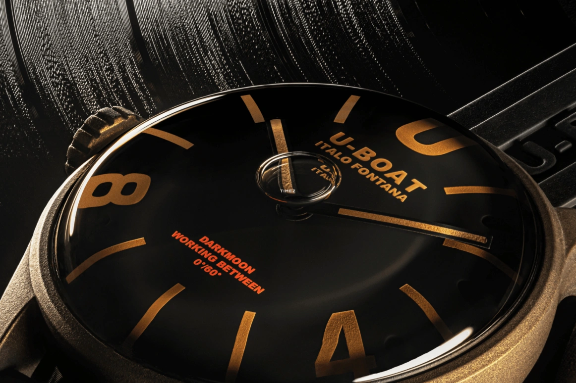 U-Boat,Darkmoon 44.80mm,44.80mm,Stainless Steel,Black,Yellow,Quartz,Sapphire,Round,9548