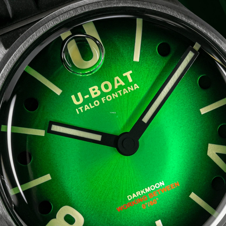 U-Boat,Darkmoon 40mm,40mm,Stainless Steel,Green,Black,Quartz,Sapphire,Round,9502,9502/A