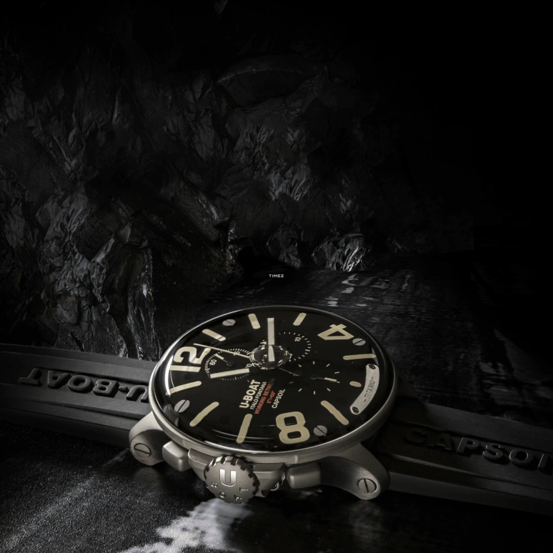 U-Boat,Classico 45mm,45mm,Titanium,Black,Beige,Electromechanical,Chronograph,Sapphire,8897