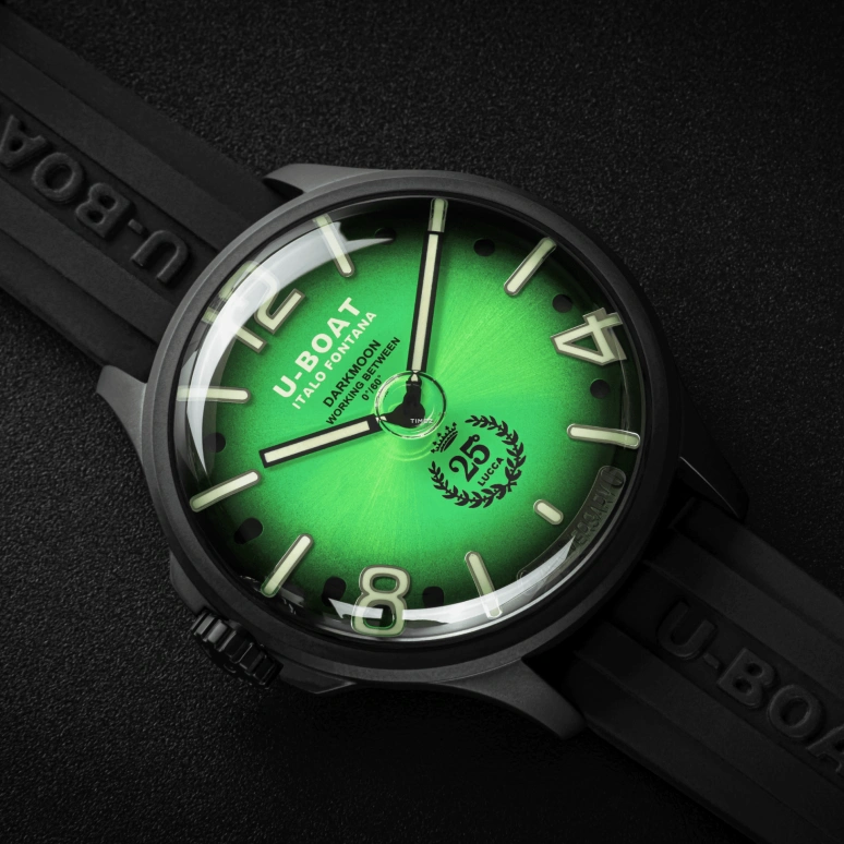 U-Boat,Darkmoon 46.50mm,46.50mm,Stainless Steel,Green,Quartz,Sapphire,Crystal Glass,Round,2030