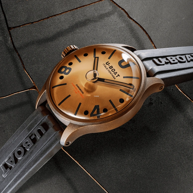 U-Boat,Darkmoon 44.80mm,44.80mm,Stainless Steel,Orange,Quartz,Sapphire,Crystal Glass,Round,9546