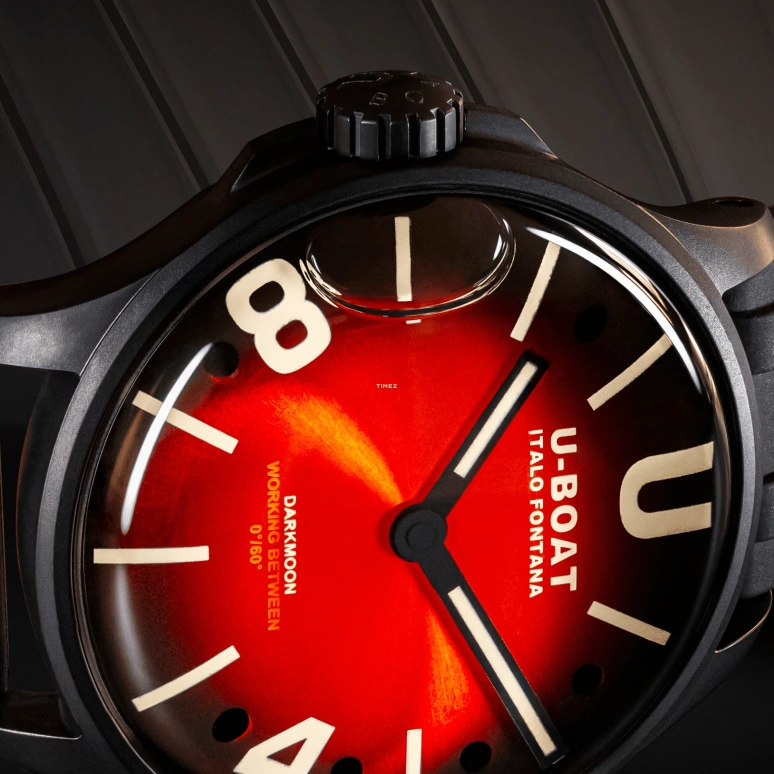 U-Boat,Darkmoon 40mm,40mm,Stainless Steel,Red,Black,Quartz,Sapphire,Round,9501