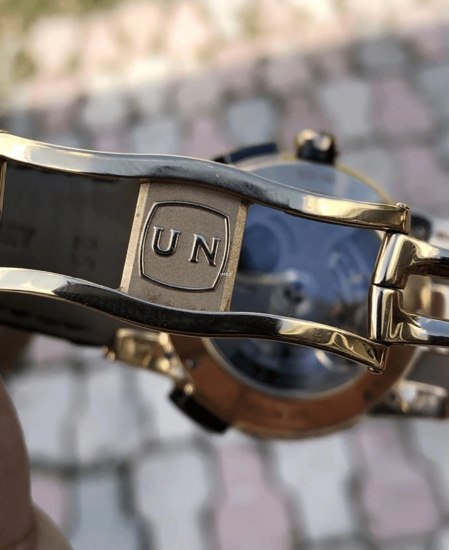 Ulysse Nardin,El Toro 43mm,43mm,Rose Gold,Ceramic,Brown,Automatic,Perpetual Calendar,Annual Calendar,Month,Date,In-house Caliber,Sapphire,Crystal Glass,322,322-00
