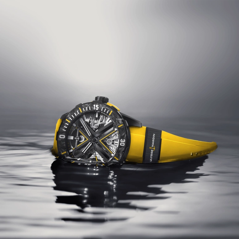 Ulysse Nardin,Diver 44mm,44mm,Titanium Gold,Luminous,Black,Automatic,96hours,In-house Caliber,3723,3723-170LE-2A-BLACK/3B