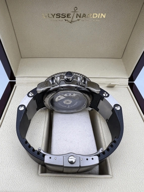 Ulysse Nardin,Diver 42.70mm,42.70mm,Stainless Steel,Rubber,Black,Automatic,Chronograph,Day,8003,8003-102-3/92