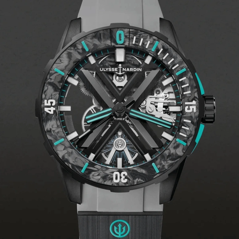 Ulysse Nardin,Diver 44mm,44mm,Carbon,Titanium,Black,Automatic,96hours,In-house Caliber,3723,3723-170LE-2A-OMW3A