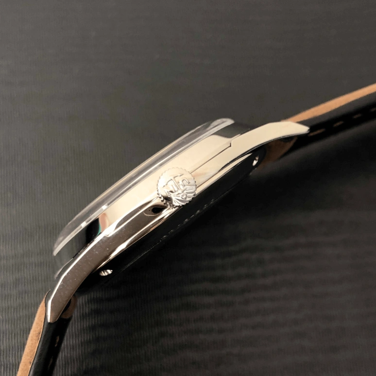 Ulysse Nardin,Classico 39mm,39mm,Stainless Steel,White,Automatic,Day,48hours,3203,3203-900