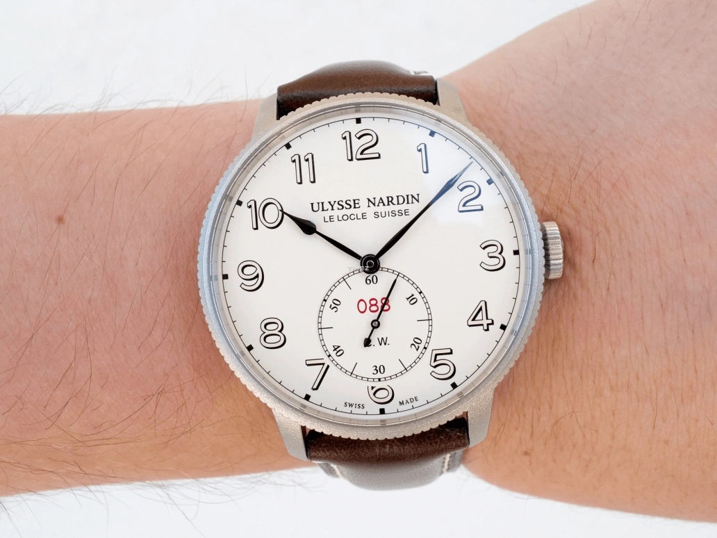 Ulysse Nardin,Marine 44mm,44mm,Stainless Steel,White,Automatic,60hours,In-house Caliber,1183,1183-320LE/60