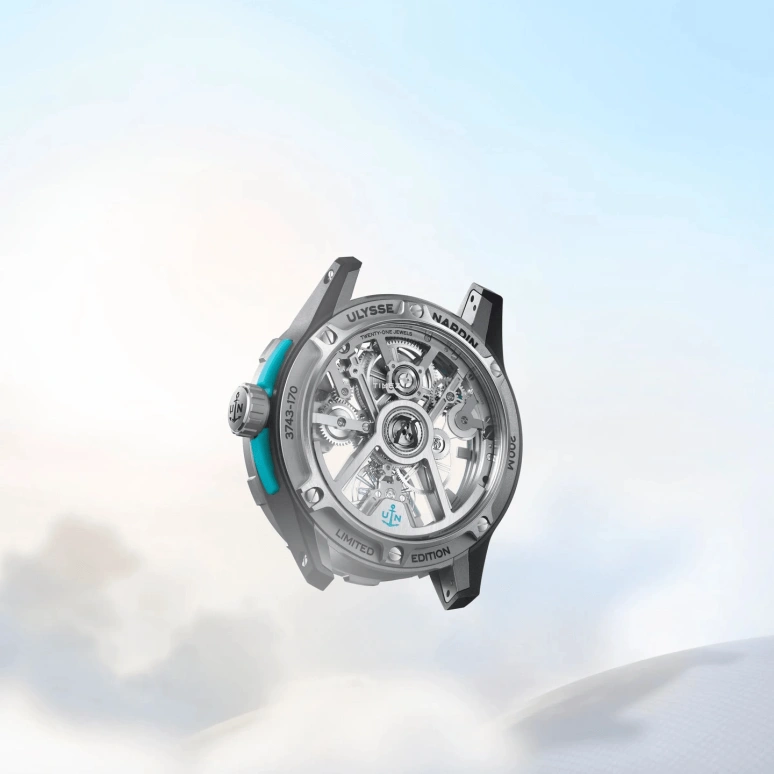 Ulysse Nardin,Diver 44mm,44mm,Titanium,Carbon,nylon,Grey,Automatic,In-house Caliber,Sapphire,3743,3743-170LE-3A-SED/0A