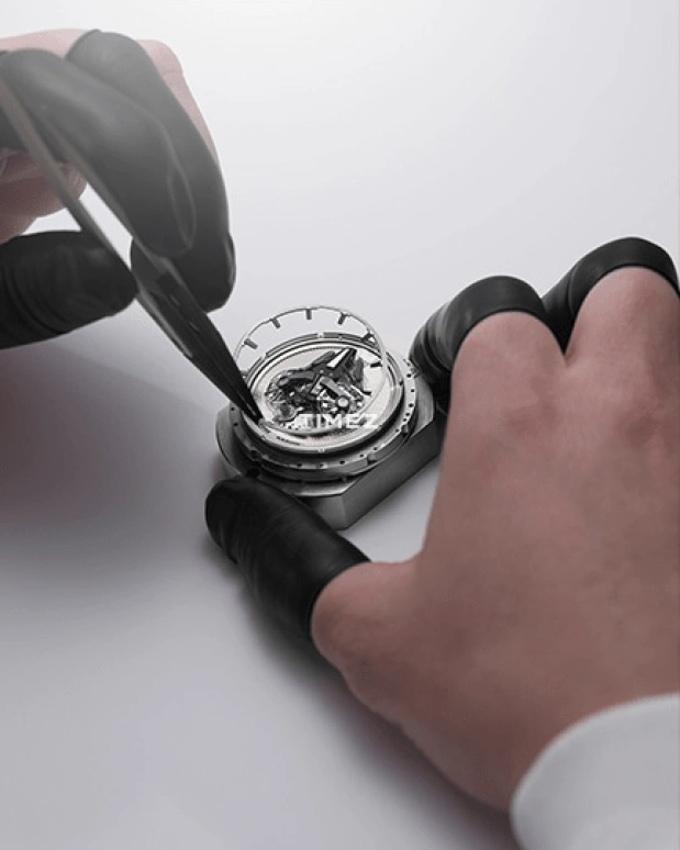 Ulysse Nardin,Freak 45mm,45mm,Titanium,Beige,Automatic,In-house Caliber,Sapphire,2513,2513-500LE-4A-GUI/3A