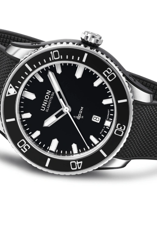 UNION,BELISAR 45mm,45mm,Stainless Steel,Stainless Steel,Rubber,Black,Automatic,Day,Sapphire,Glass,D009,D009.907.27.057.00