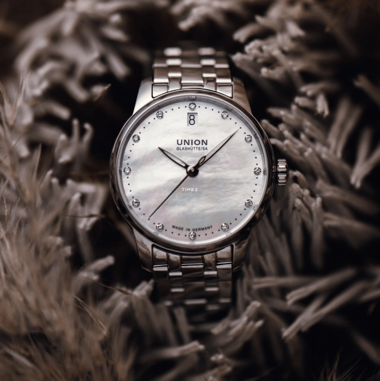 UNION,SERIS 33mm,33mm,Stainless Steel,White,Automatic,Day,60hours,D013,D013.207.11.116.00