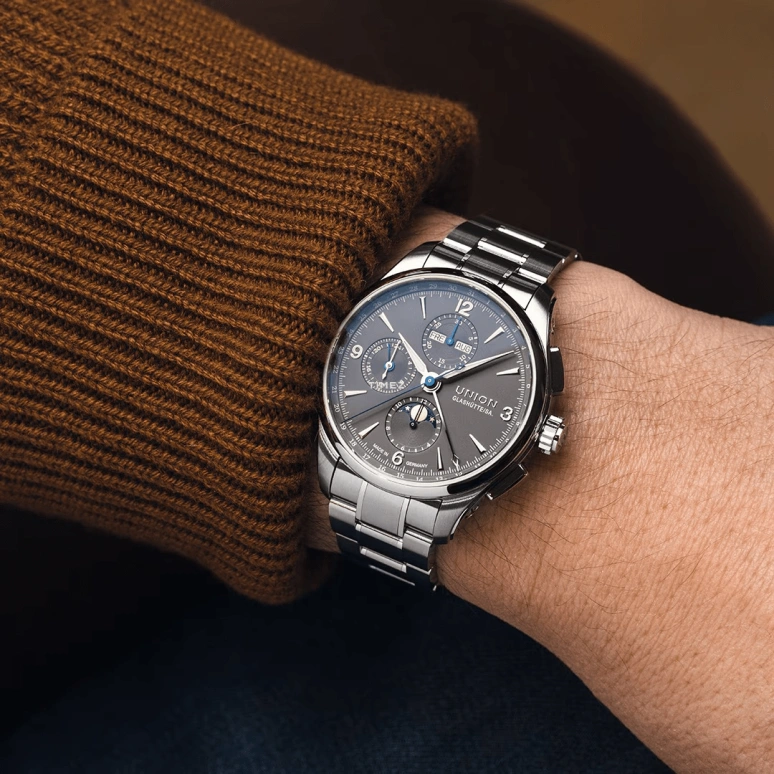 UNION,BELISAR 42mm,42mm,Stainless Steel,Grey,Automatic,Chronograph,Moonphase,Month,Date,65hours,In-house Caliber,D014,D014.425.11.087.00
