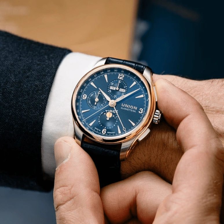 UNION,BELISAR 42mm,42mm,Stainless Steel,Rose Gold,Blue,Automatic,Chronograph,Moonphase,Month,Date,65hours,In-house Caliber,D907,D907.425.46.047.01