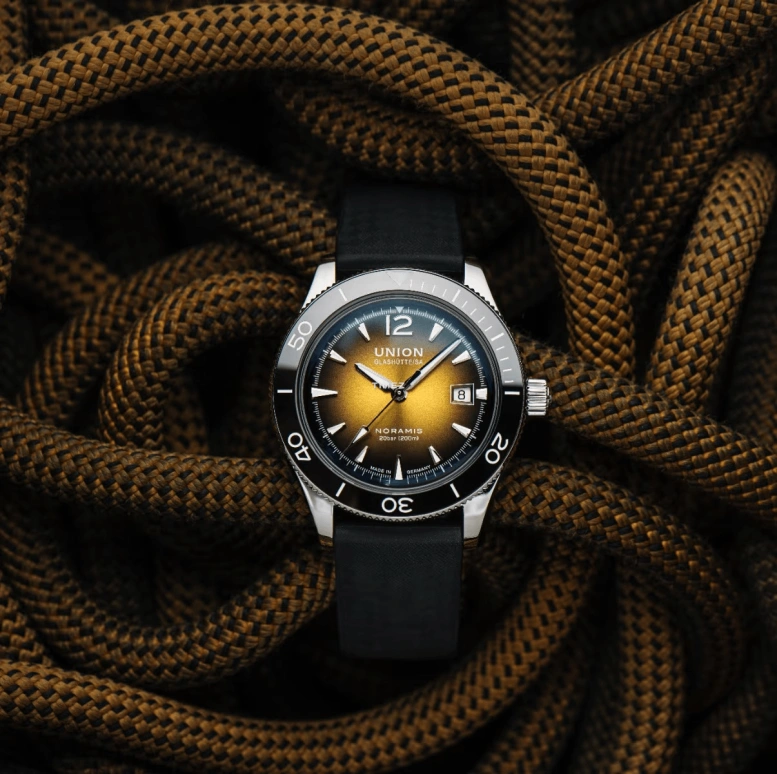 UNION,NORAMIS 42mm,42mm,Stainless Steel,Yellow,Automatic,Day,60hours,D012,D012.907.17.367.00