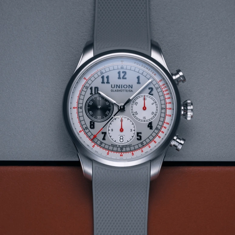 UNION,BELISAR 44mm,44mm,Stainless Steel,Stone Gray,Automatic,Chronograph,Day,D009,D009.427.17.082.00