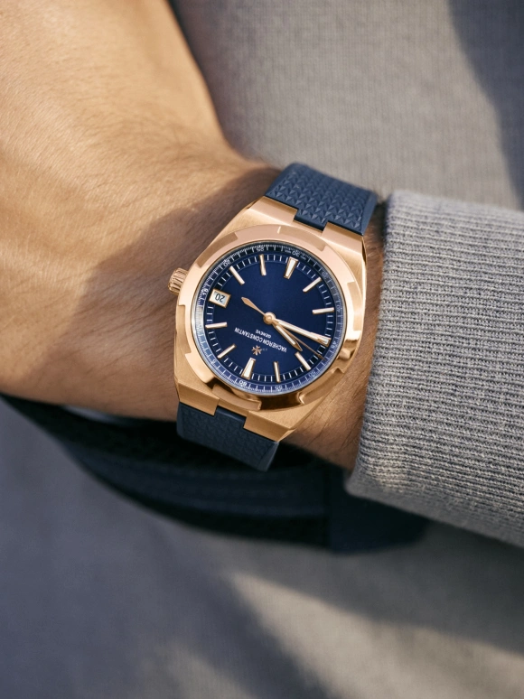 Vacheron Constantin,Overseas 41mm,41mm,Pink Gold,Blue,Automatic,Day,60hours,4500V,4500V/110R-B705
