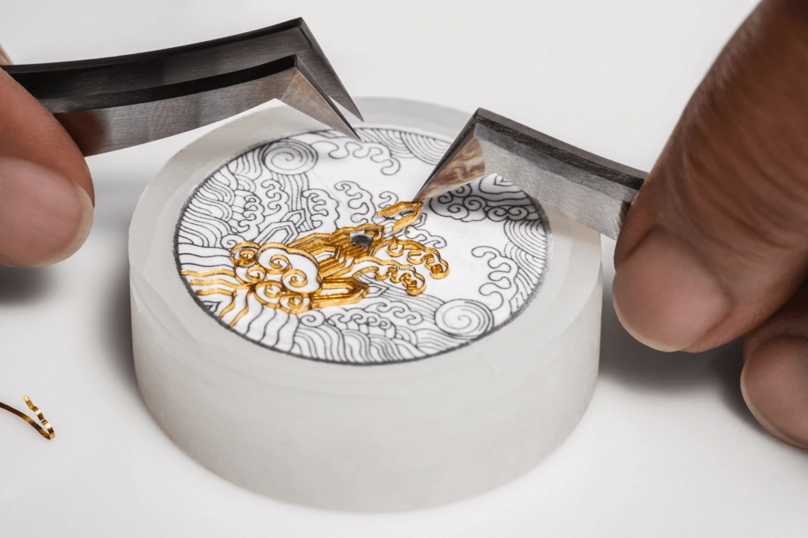 Vacheron Constantin,Métiers d'Art 38mm,38mm,White Gold,Multi-Color,Automatic,40hours,In-house Caliber,2400A,2400A/000G-H023