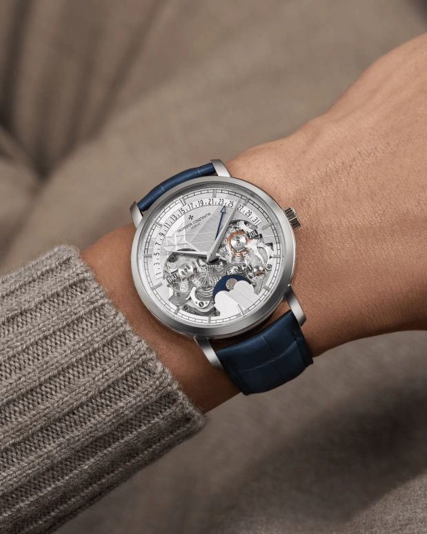 Vacheron Constantin,Traditionnelle 41mm,41mm,Platinum,Silver,See-through,Automatic,Moonphase,Perpetual Calendar,Month,Date,40hours,In-house Caliber,4030T,4030T/000P-H054
