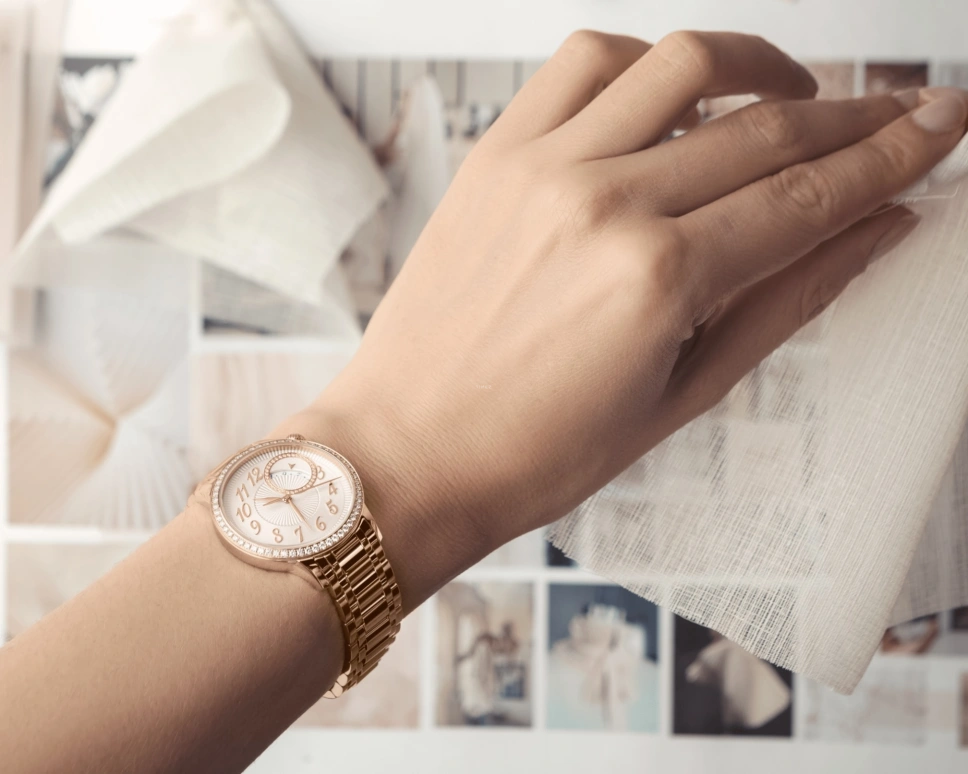 Vacheron Constantin,Égérie 35mm,35mm,Pink Gold,Silver,Automatic,Day,40hours,4605F,4605F/110R-B496