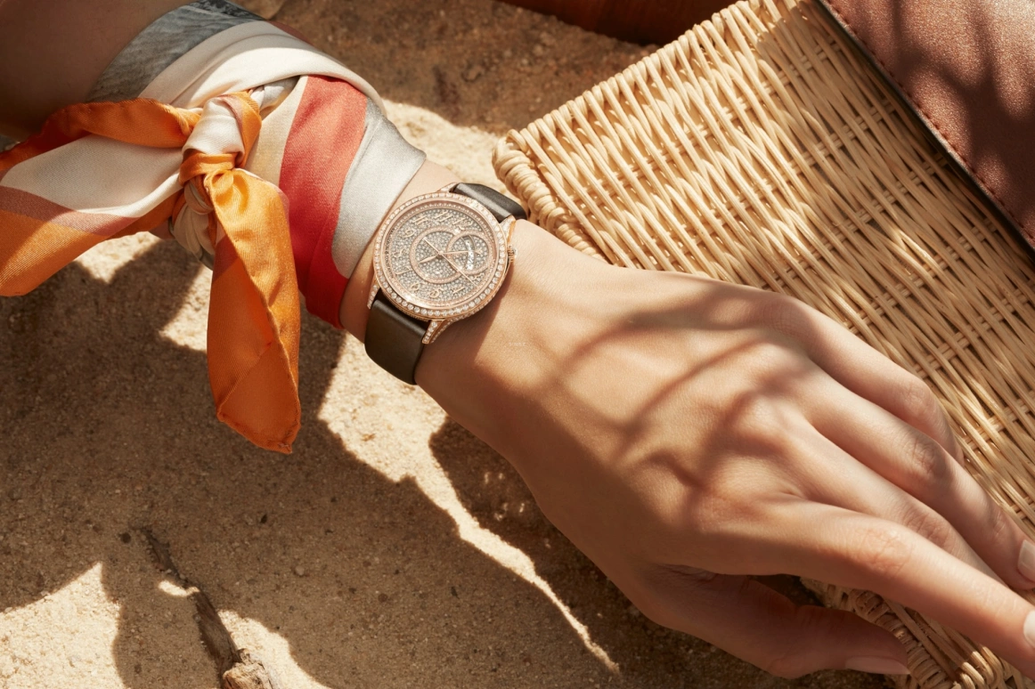 Vacheron Constantin,Égérie 35mm,35mm,Pink Gold,Red Gold,Pink Red,Automatic,40hours,In-house Caliber,4606F,4606F/000R-B648