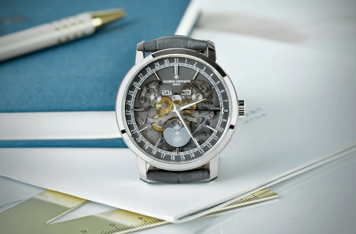 Vacheron Constantin,Traditionnelle 41mm,41mm,White Gold,See-through,Automatic,Moonphase,Month,Date,Day,40hours,In-house Caliber,4020T,4020T/000G-B655