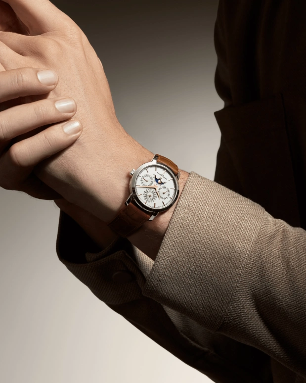 Vacheron Constantin,Traditionnelle 36.50mm,36.50mm,White Gold,Silver,Automatic,Moonphase,Perpetual Calendar,Leap Year,Month,40hours,In-house Caliber,4300T,4300T/000G-H106