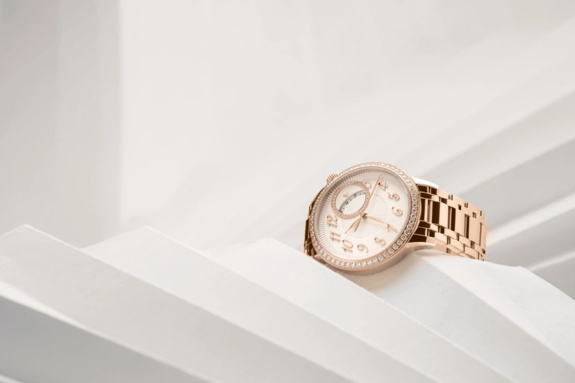 Vacheron Constantin,Égérie 35mm,35mm,Pink Gold,Silver,Automatic,Day,40hours,4605F,4605F/110R-B496