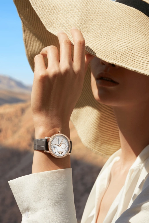 Vacheron Constantin,Traditionnelle 36mm,36mm,Pink Gold,Handwound,Moonphase,Power Reserve Indicator,83570,83570/000R-9915