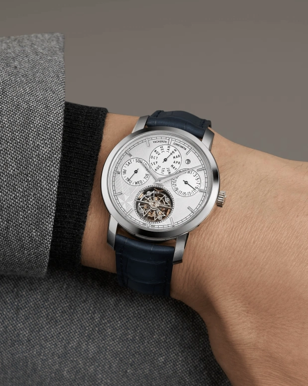 Vacheron Constantin,Traditionnelle 42mm,42mm,Platinum,Silver,Automatic,Perpetual Calendar,Leap Year,Month,Date,72hours,In-house Caliber,6300T,6300T/000P-H056