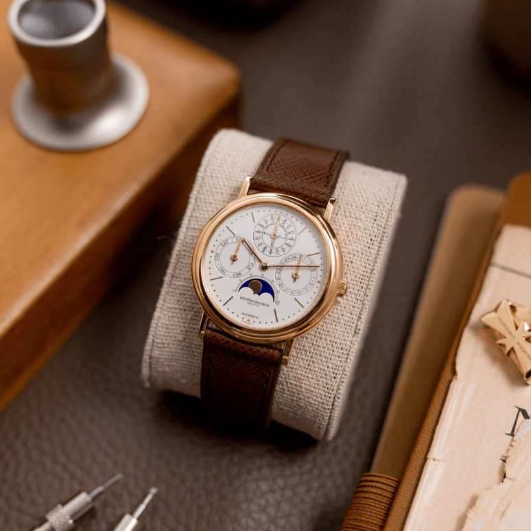 Vacheron Constantin,Patrimony 36mm,36mm,Yellow Gold,White,Automatic,Moonphase,Perpetual Calendar,Leap Year,Month,31hours,In-house Caliber,43031,43031/000J-0223