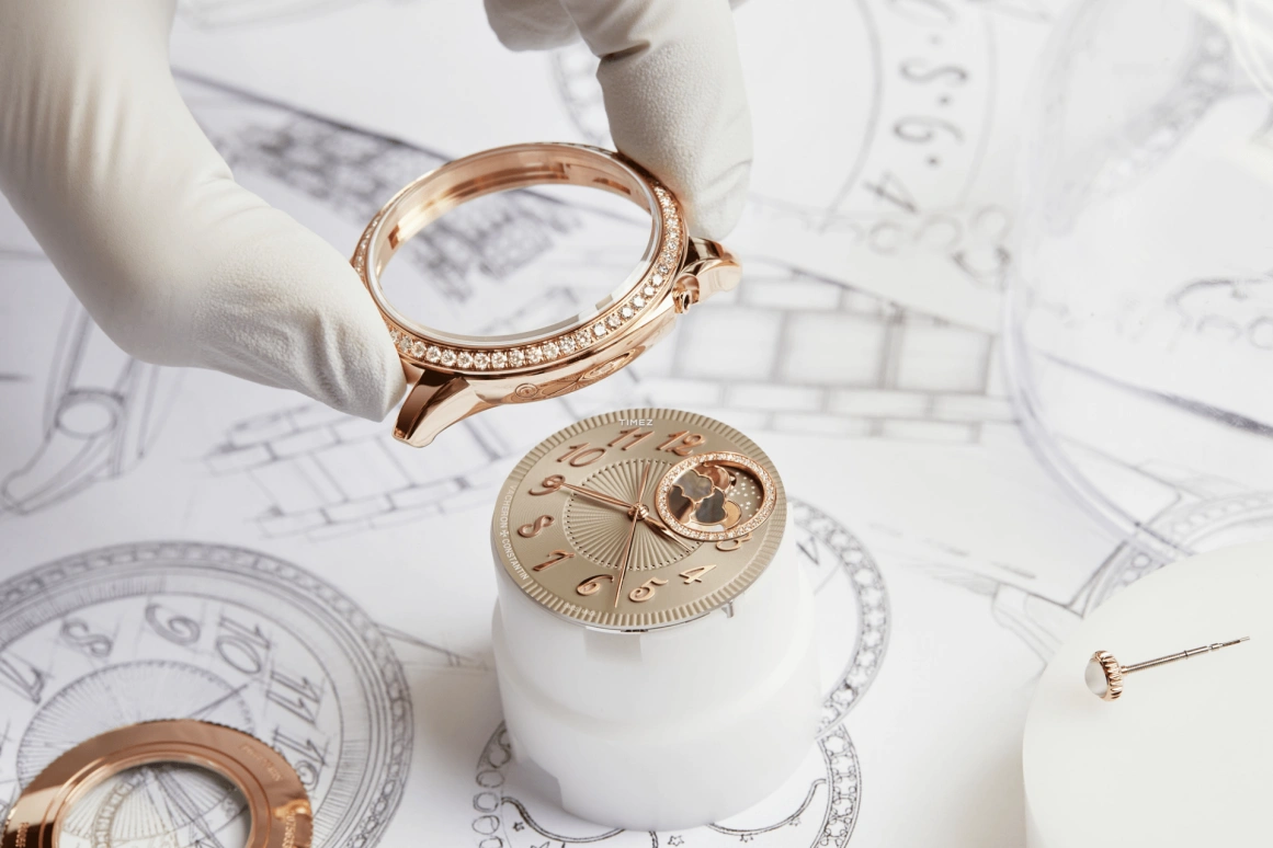 Vacheron Constantin,Égérie 37mm,37mm,Pink Gold,Red Gold,Brown,Automatic,Moonphase,Sapphire,8005F,8005F/000R-B958