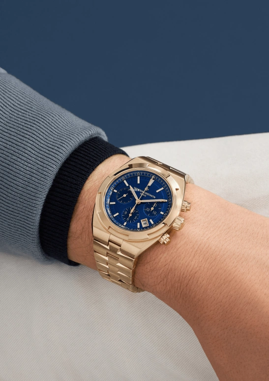 Vacheron Constantin,Overseas 42.50mm,42.50mm,Rose Gold,Pink Gold,Blue,Automatic,Chronograph,Day,5520V,5520V/210R-B952
