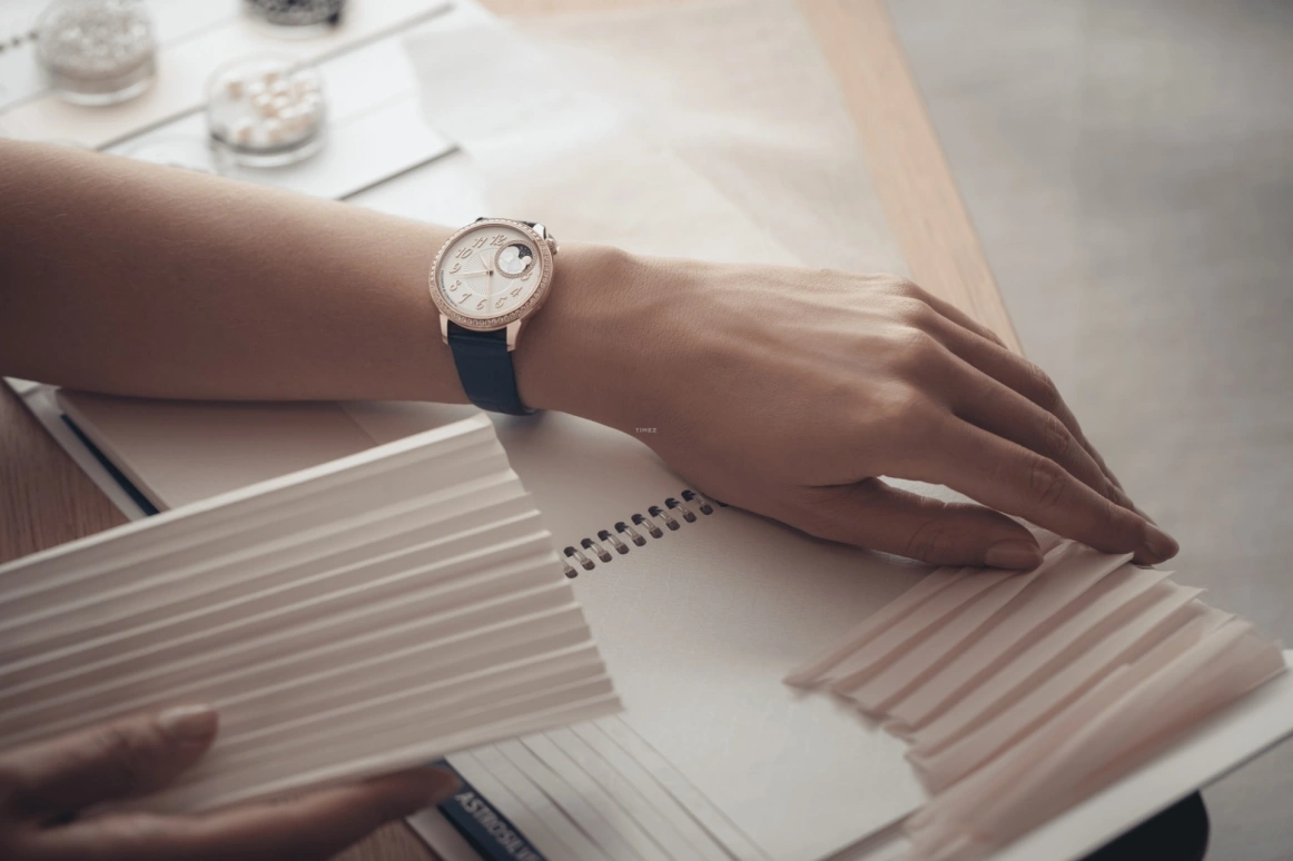 Vacheron Constantin,Égérie 37mm,37mm,Pink Gold,Silver,Automatic,Moonphase,40hours,8005F,8005F/000R-B498