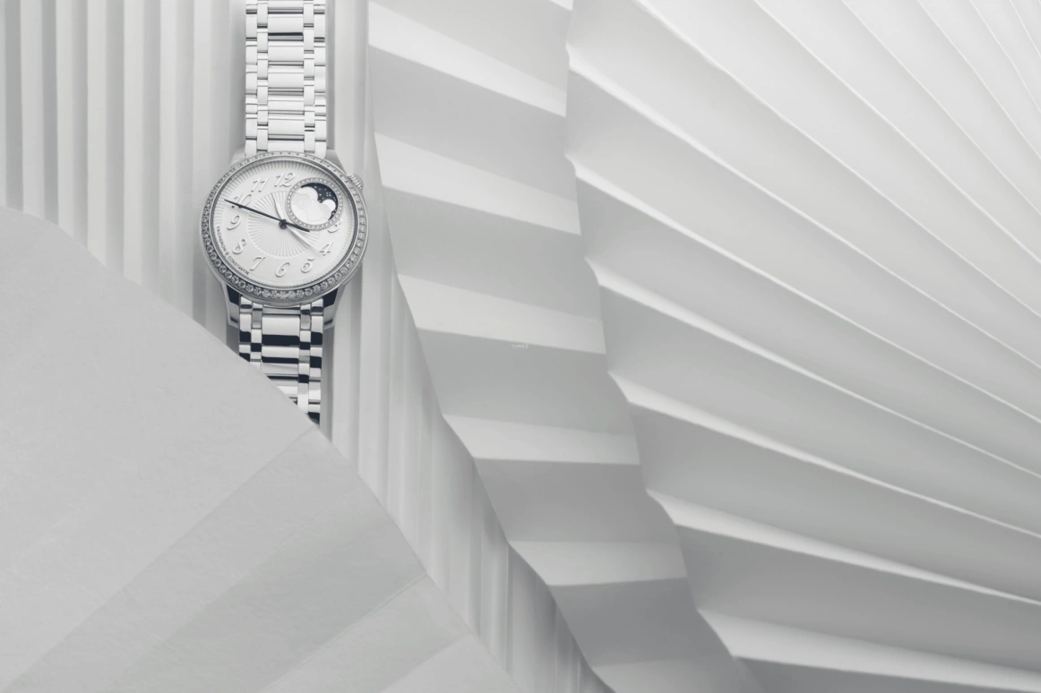 Vacheron Constantin,Égérie 37mm,37mm,Stainless Steel,Silver,Automatic,Moonphase,40hours,8005F,8005F/120A-B497