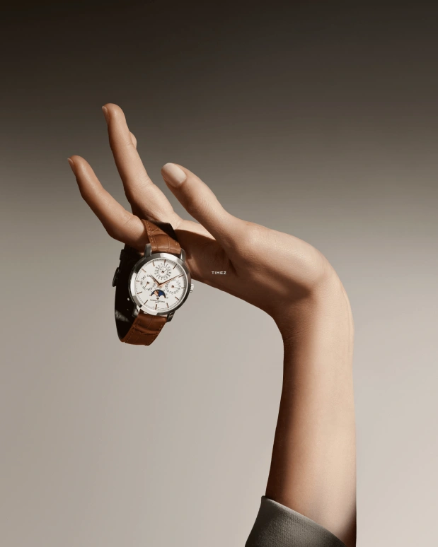 Vacheron Constantin,Traditionnelle 36.50mm,36.50mm,White Gold,Silver,Automatic,Moonphase,Perpetual Calendar,Leap Year,Month,40hours,In-house Caliber,4300T,4300T/000G-H106