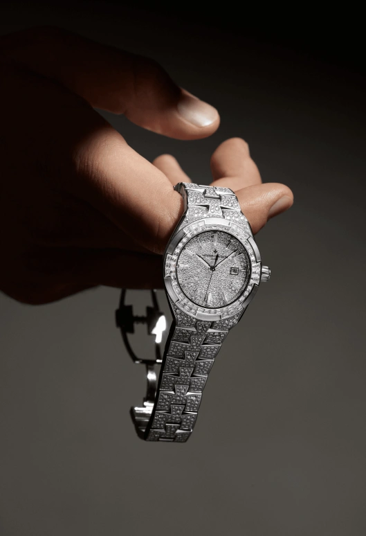 Vacheron Constantin,Overseas 35mm,35mm,White Gold,Silver,Automatic,Day,Anti-magnetic,4617V,4617V/215G-H039