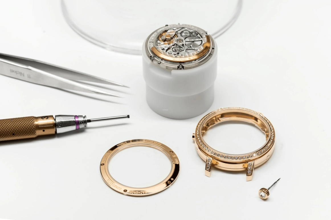 Vacheron Constantin,Traditionnelle 36.50mm,36.50mm,Pink Gold,White,Automatic,Day,Anti-magnetic,4305T,4305T/000R-B947