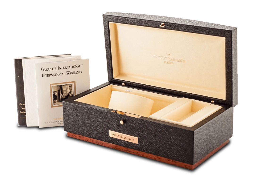 Vacheron Constantin,Patrimony 38mm,38mm,White Gold,White,Automatic,Chronograph,Moonphase,Perpetual Calendar,Month,40hours,In-house Caliber,49005,49005/000P-2031